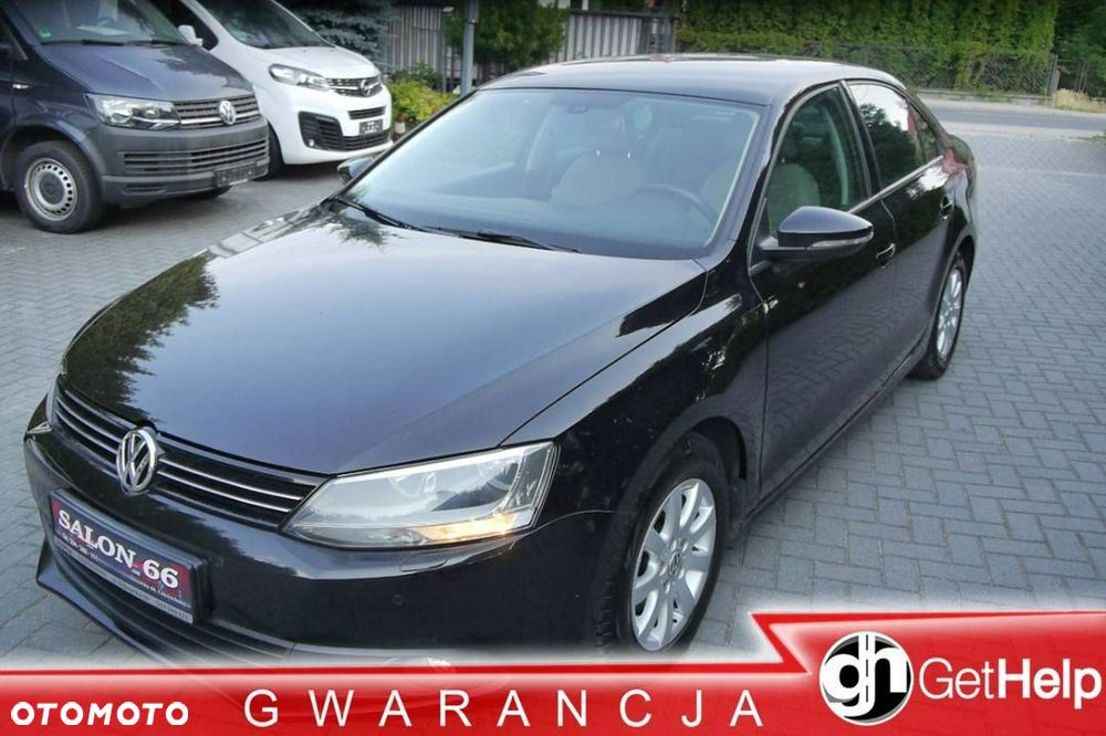 Volkswagen Jetta 1.6 TDI DSG Comfortline - 2