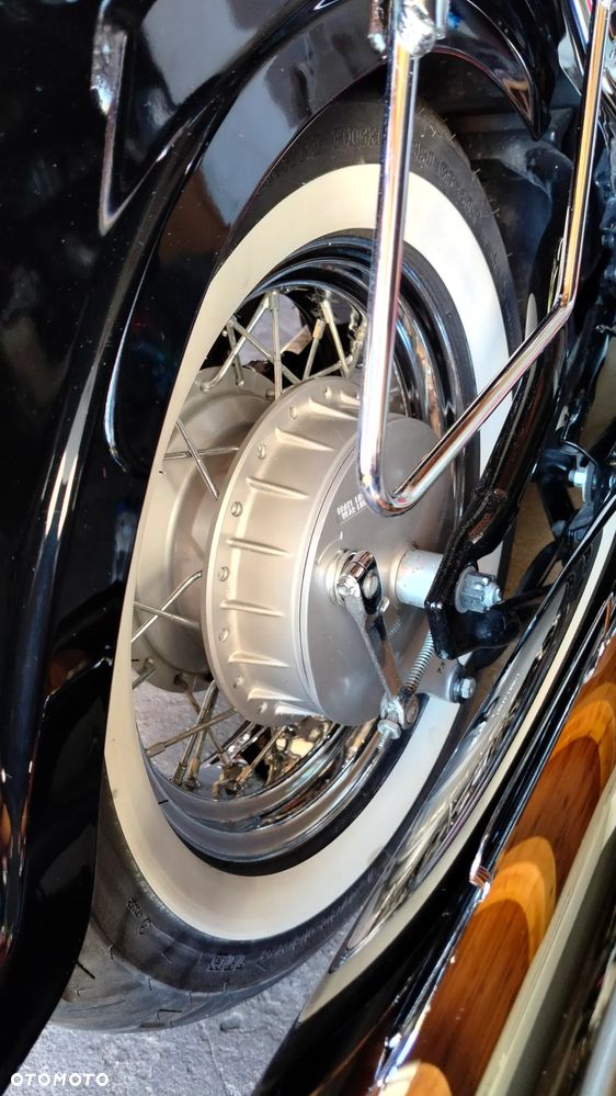 Suzuki VL 800 Volusia - Boulevard C50 - 11