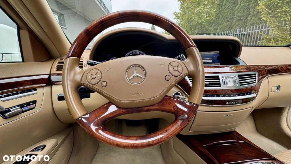 Mercedes-Benz Klasa S 500 L 4-Matic - 26