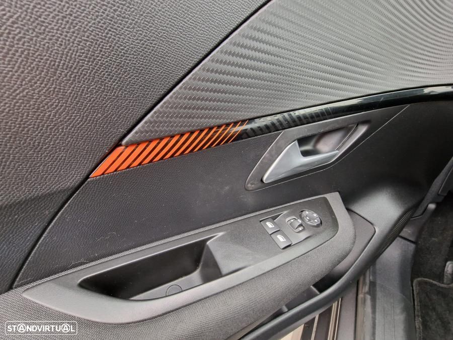 Peugeot 208 1.2 PureTech Active - 6