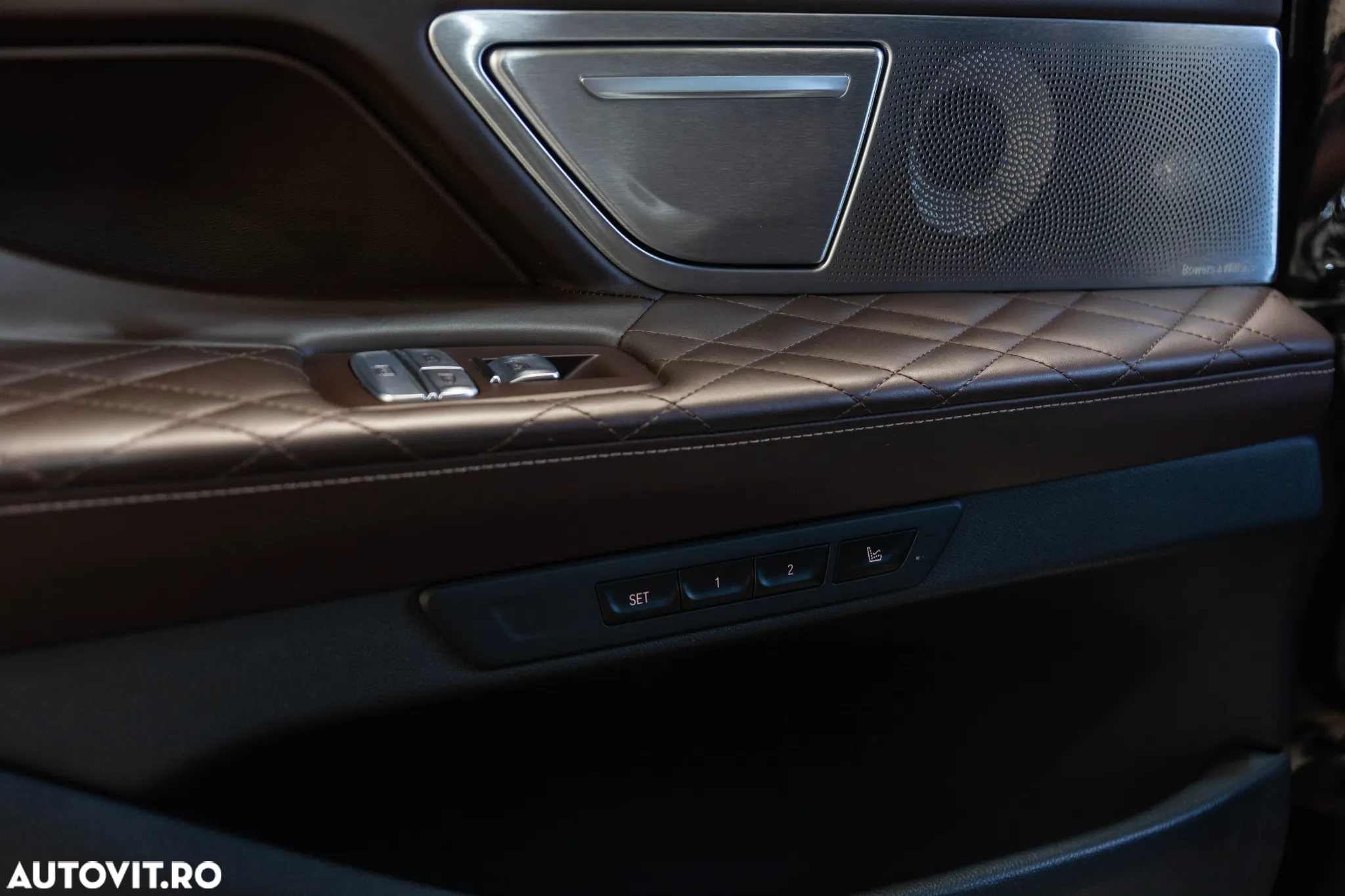 BMW Seria 7 740Ld xDrive - 33