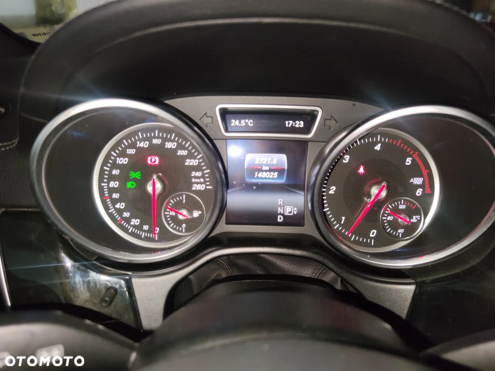 Mercedes-Benz GLE - 22