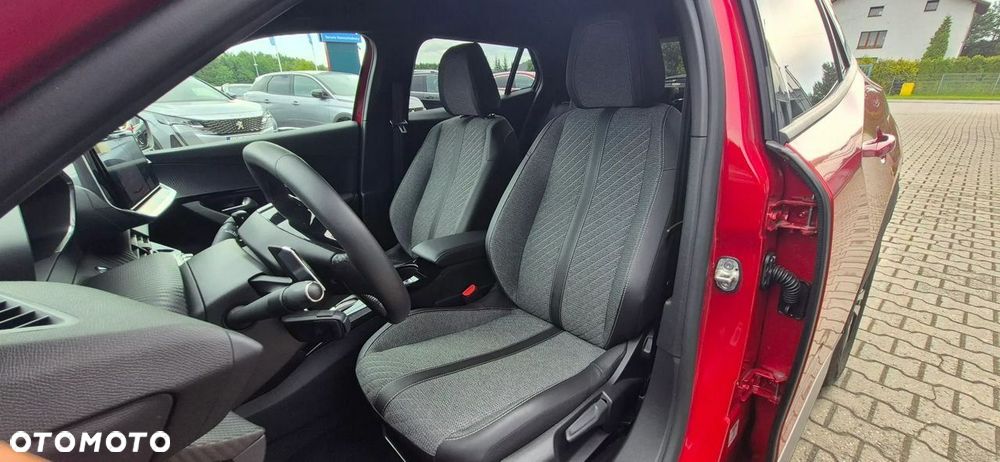 Peugeot 2008 PureTech 130 Allure S&S EAT8 - 10