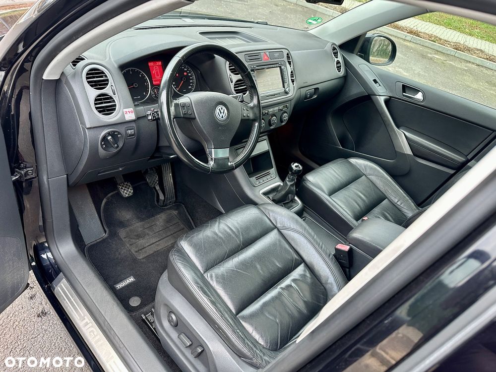 Volkswagen Tiguan 2.0 TDI DPF 4Motion Track & Style - 18