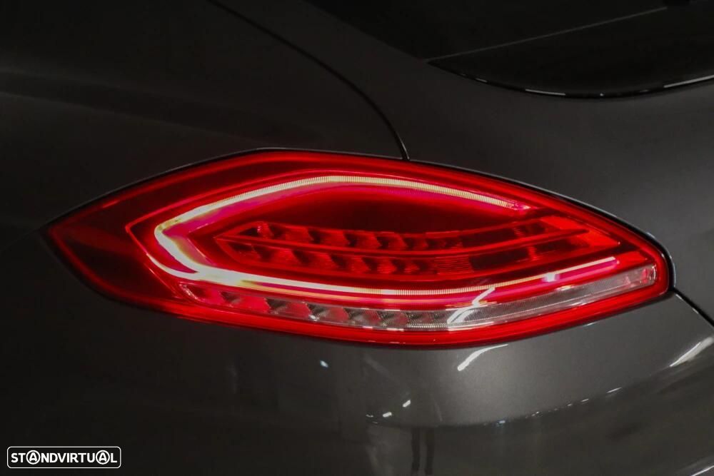 Porsche Panamera - 19