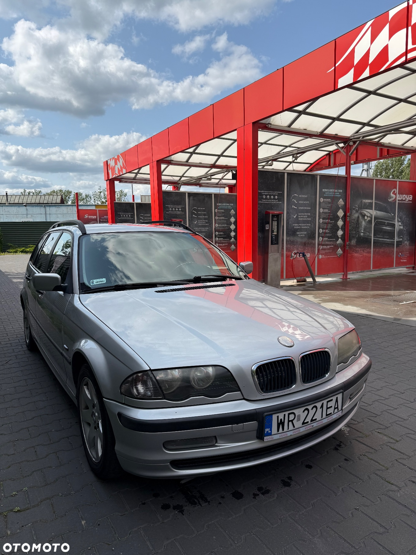 BMW Seria 3 318i - 2