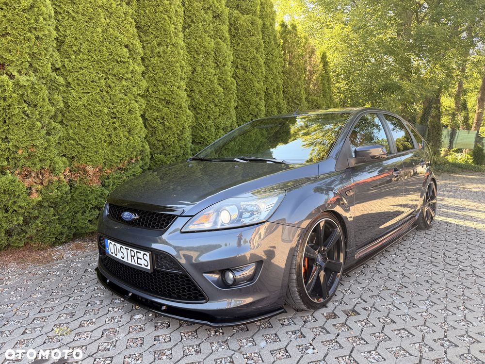 Ford Focus - 1