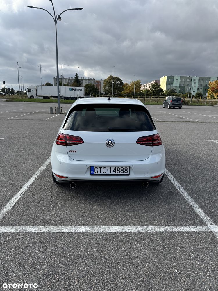 Volkswagen Golf 2.0 TSI BMT GTI Performance DSG - 33
