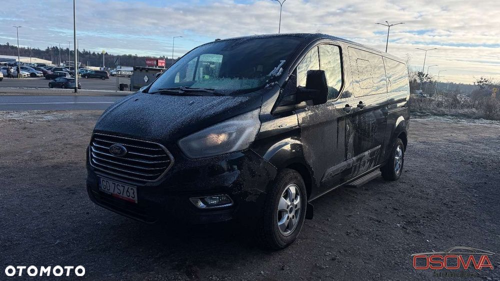 Ford Tourneo Custom - 3