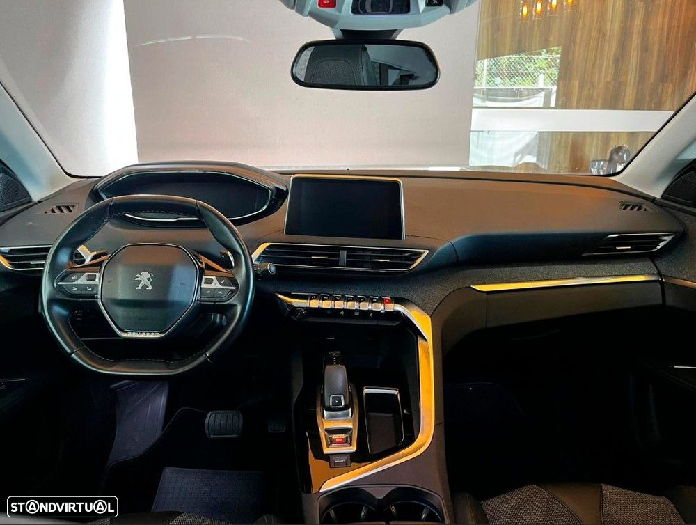 Peugeot 5008 1.2 PureTech Allure EAT8 - 14