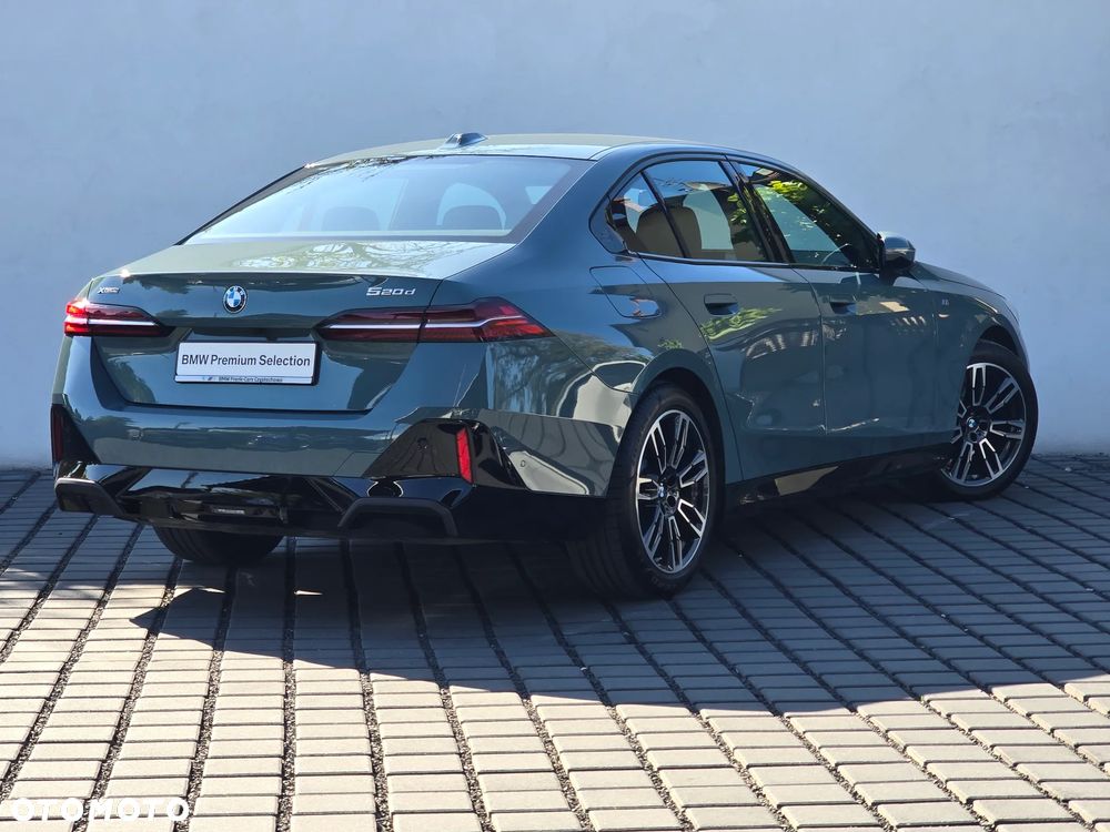 BMW Seria 5 520d xDrive mHEV M Sport - 6