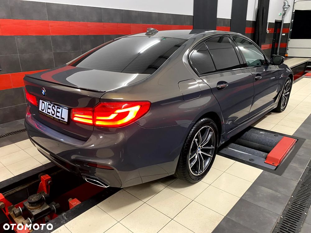 BMW Seria 5 540d xDrive M Sport sport - 12