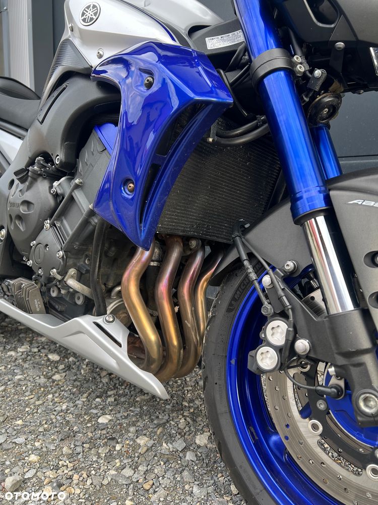 Yamaha FZ8 - 4