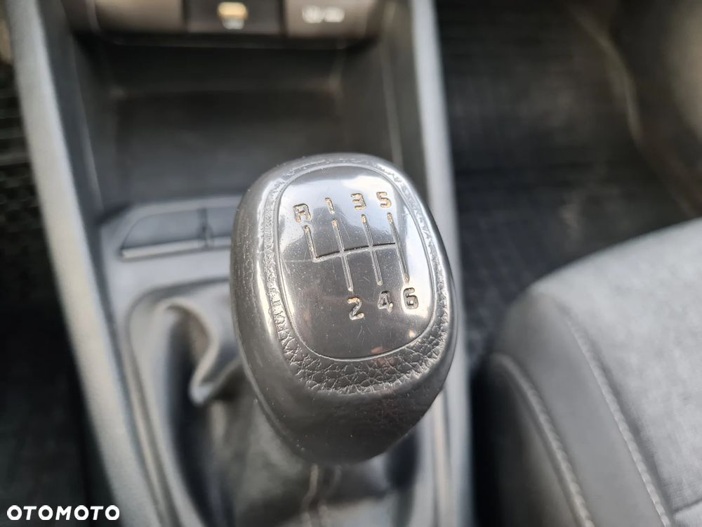 Kia Stonic 1.0 T-GDI L - 26