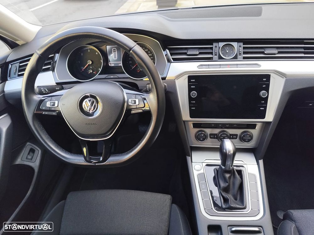 VW Passat Variant 2.0 TDI Confortline DSG - 6