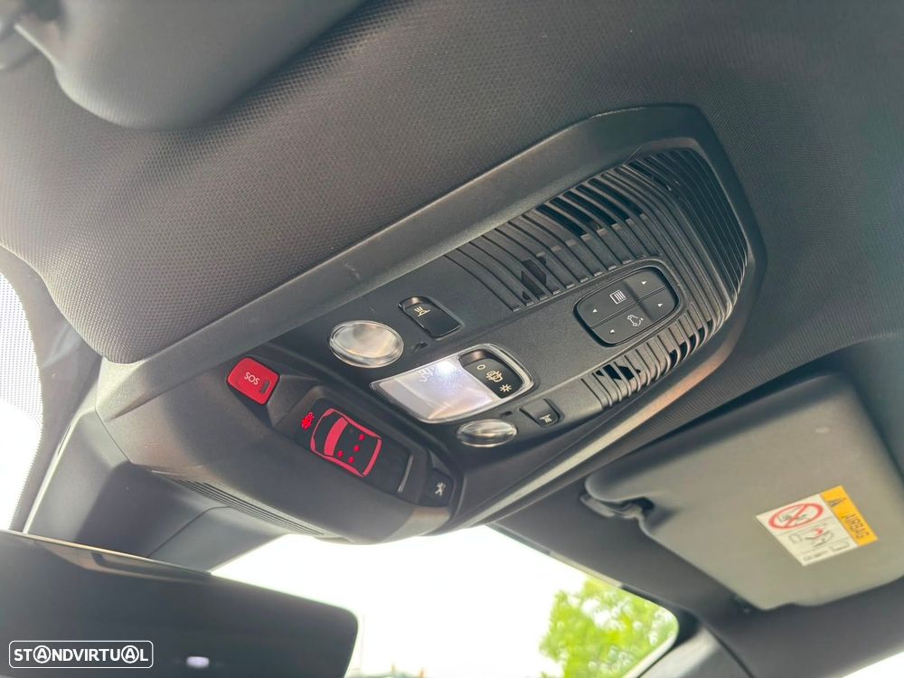 Peugeot 3008 1.6 Hybrid GT e-EAT8 - 27
