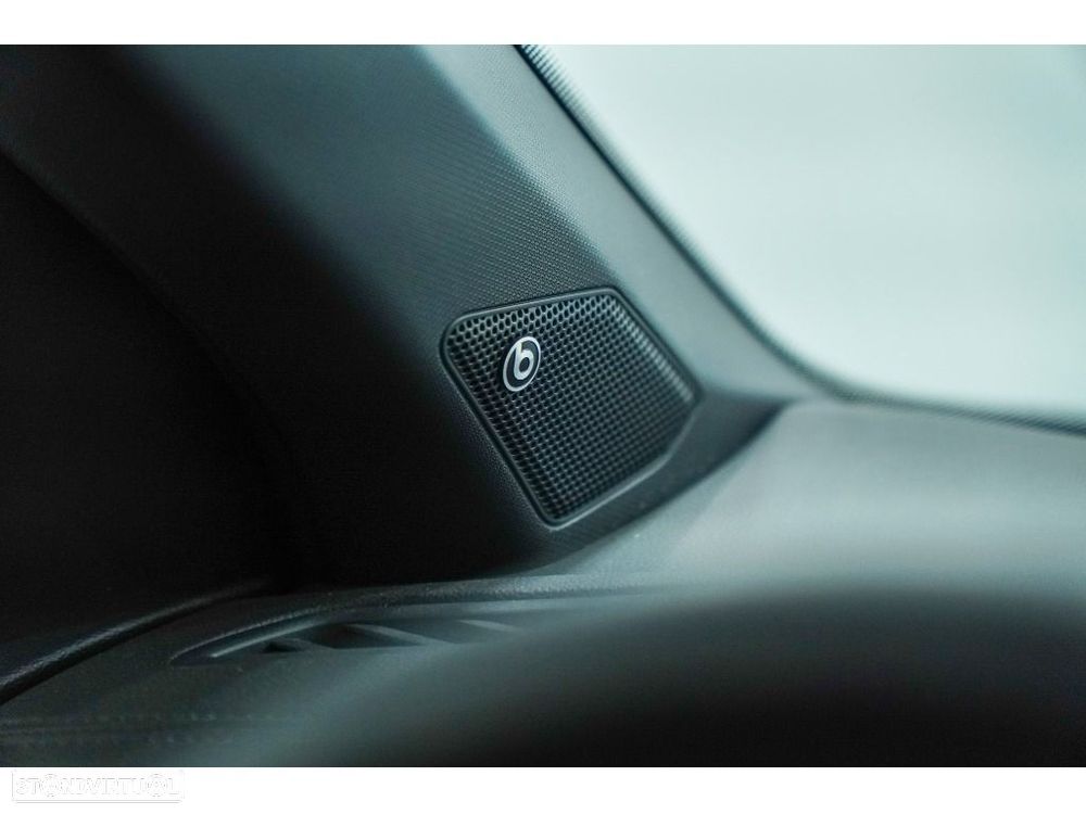 VW T-Roc 2.0 TDI R-Line - 28