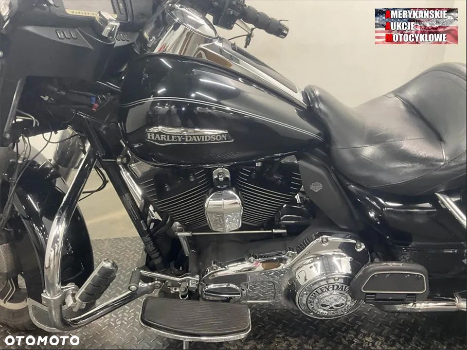 Harley-Davidson FLHTCU Ultra - 8