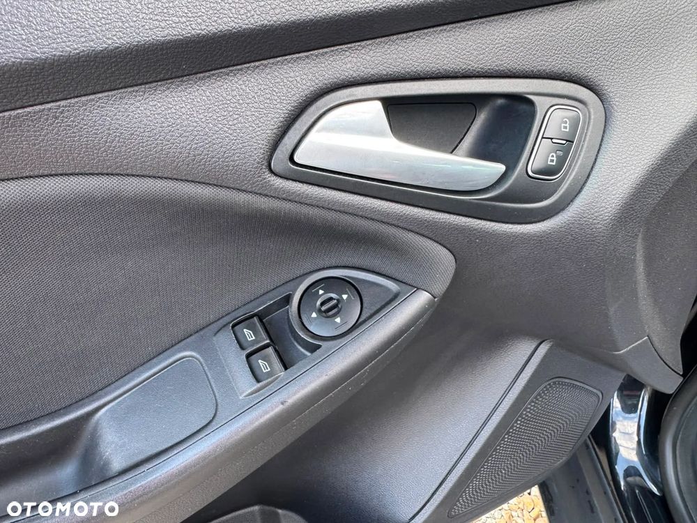 Ford Focus - 20
