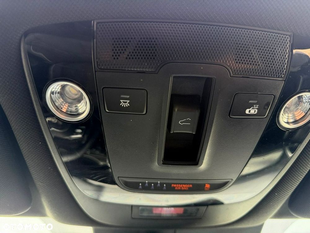 Kia Sorento - 27