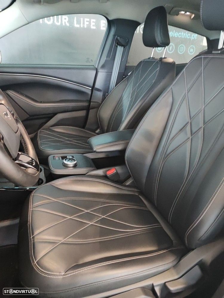 Ford Mustang Mach-E Alargada - 5