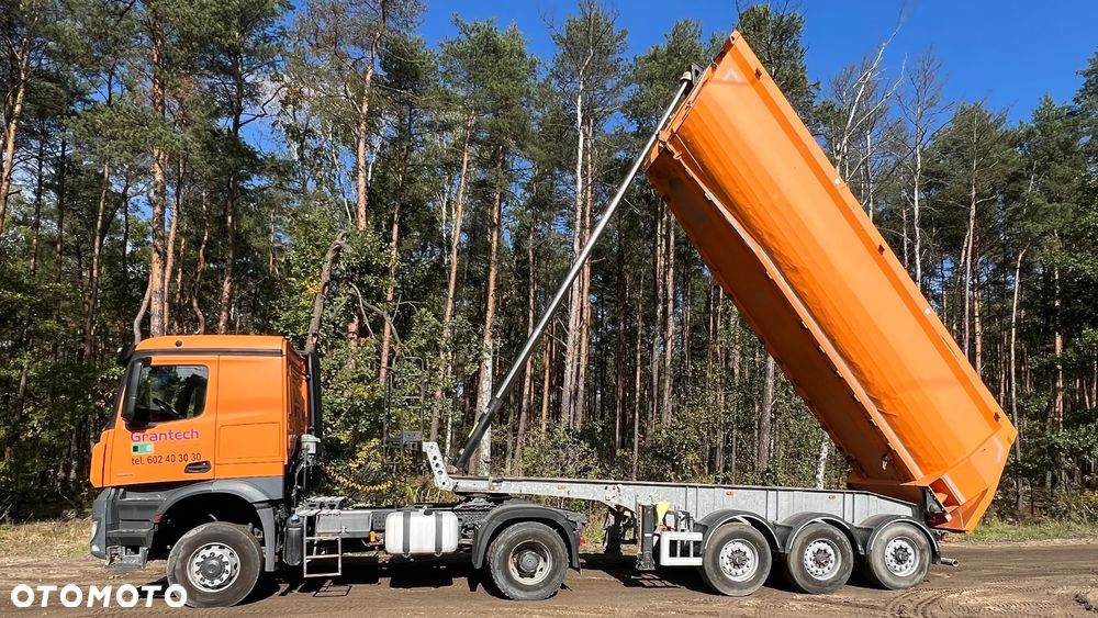Mercedes-Benz Arocs - 2
