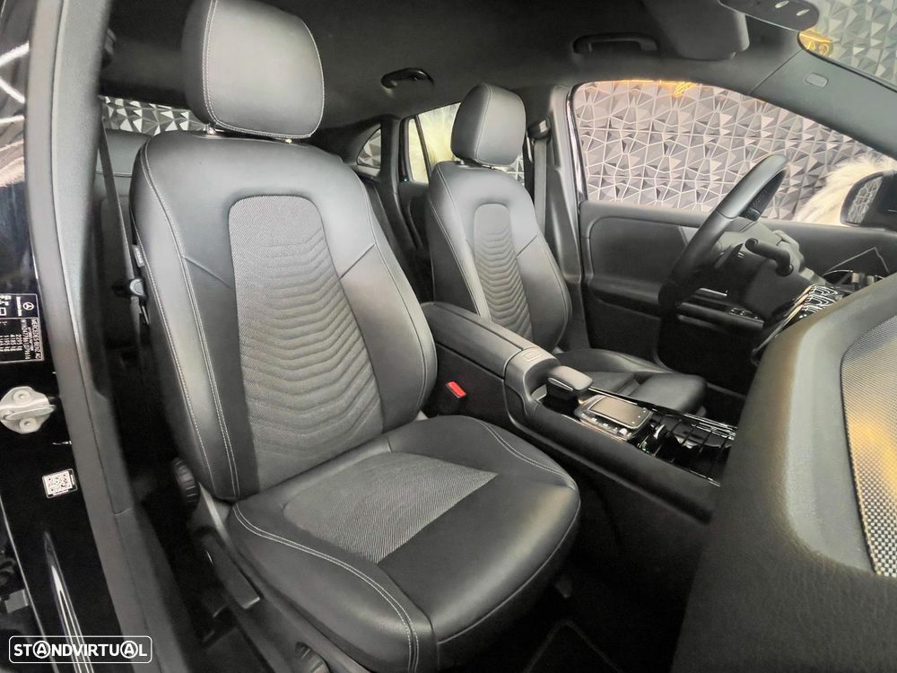 Mercedes-Benz GLA 250 e 8G-DCT - 27