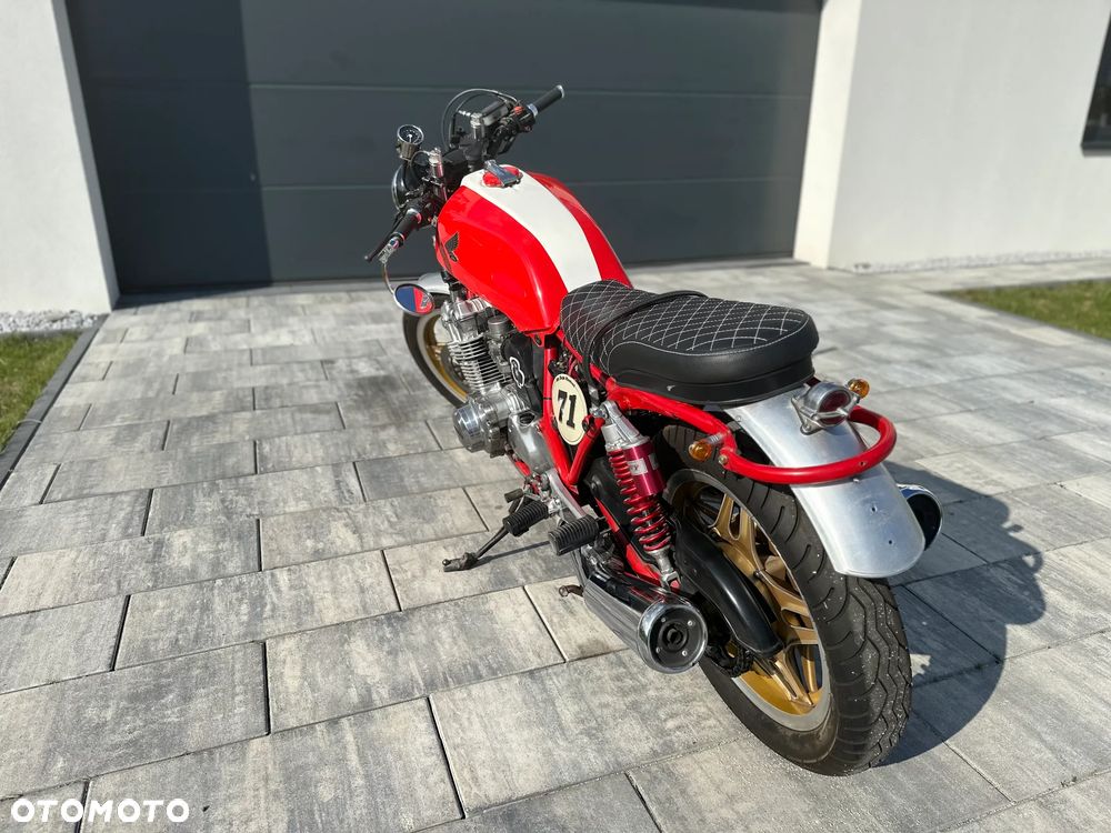 Honda CB - 18