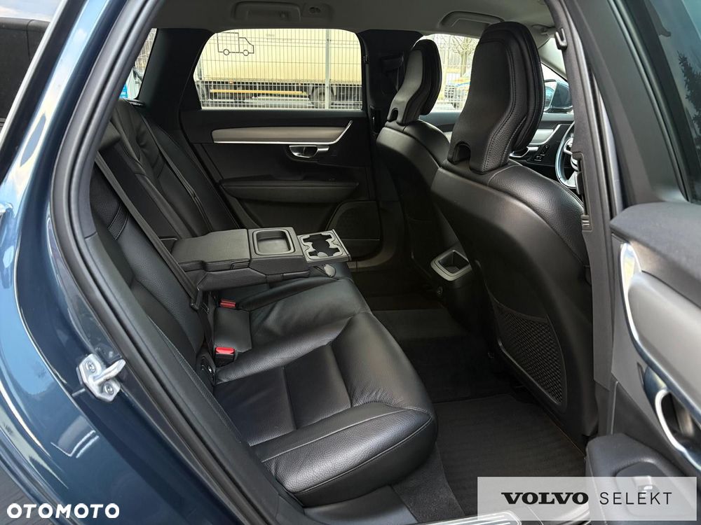 Volvo V90 - 19