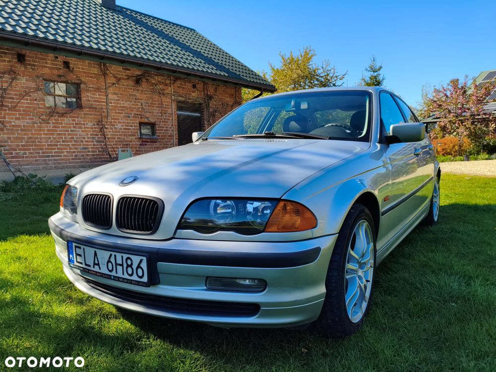 BMW Seria 3 - 1