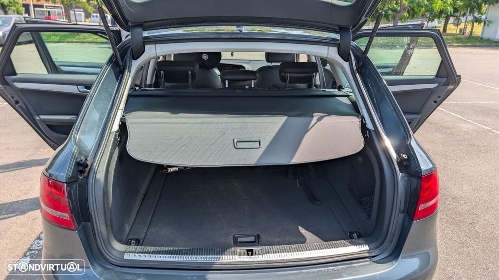 Audi A4 Avant 2.0 TDI DPF Ambition - 11