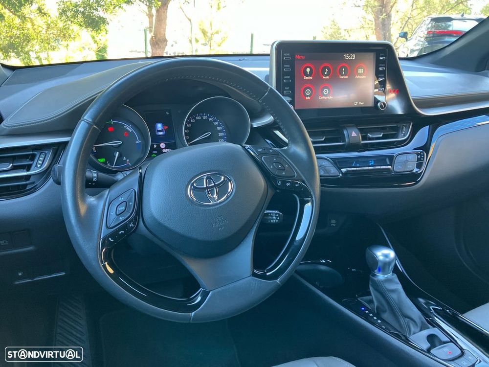 Toyota C-HR - 9