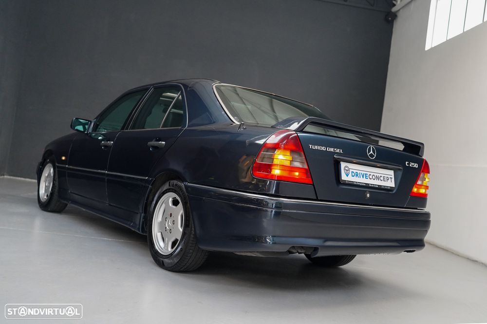 Mercedes-Benz C 250 TD Sport - 26