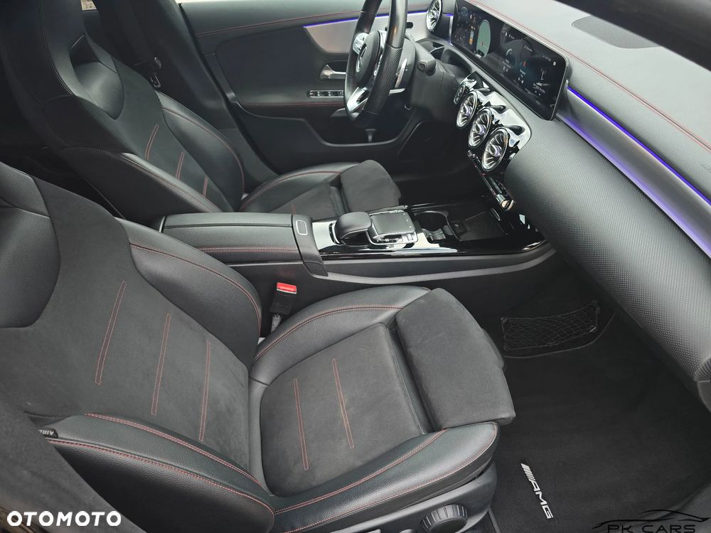 Mercedes-Benz CLA - 39
