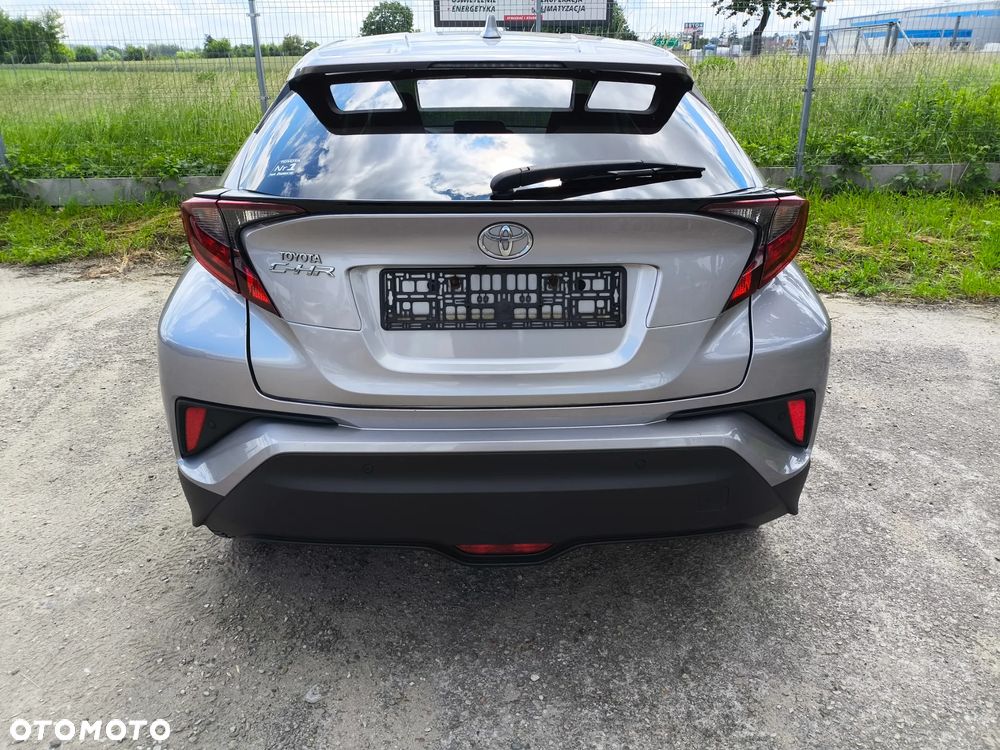 Toyota C-HR - 6