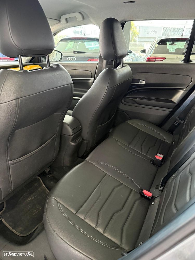 Jeep Avenger Summit+ - 9
