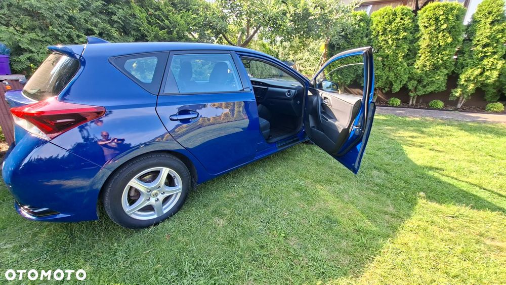 Toyota Auris 1.33 VVT-i - 13