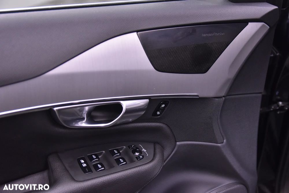 Volvo XC 90 - 16