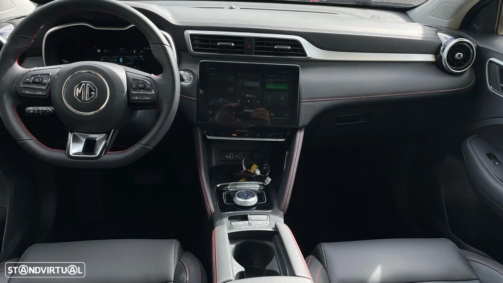 MG ZS EV 72.6 kWh Luxury - 21