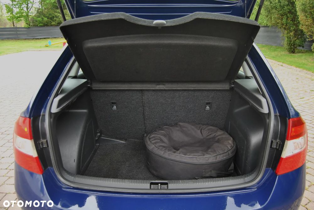 Skoda RAPID 1.2 TSI Style - 12