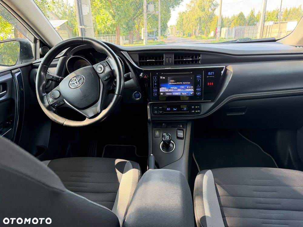 Toyota Auris Hybrid 135 Premium - 9