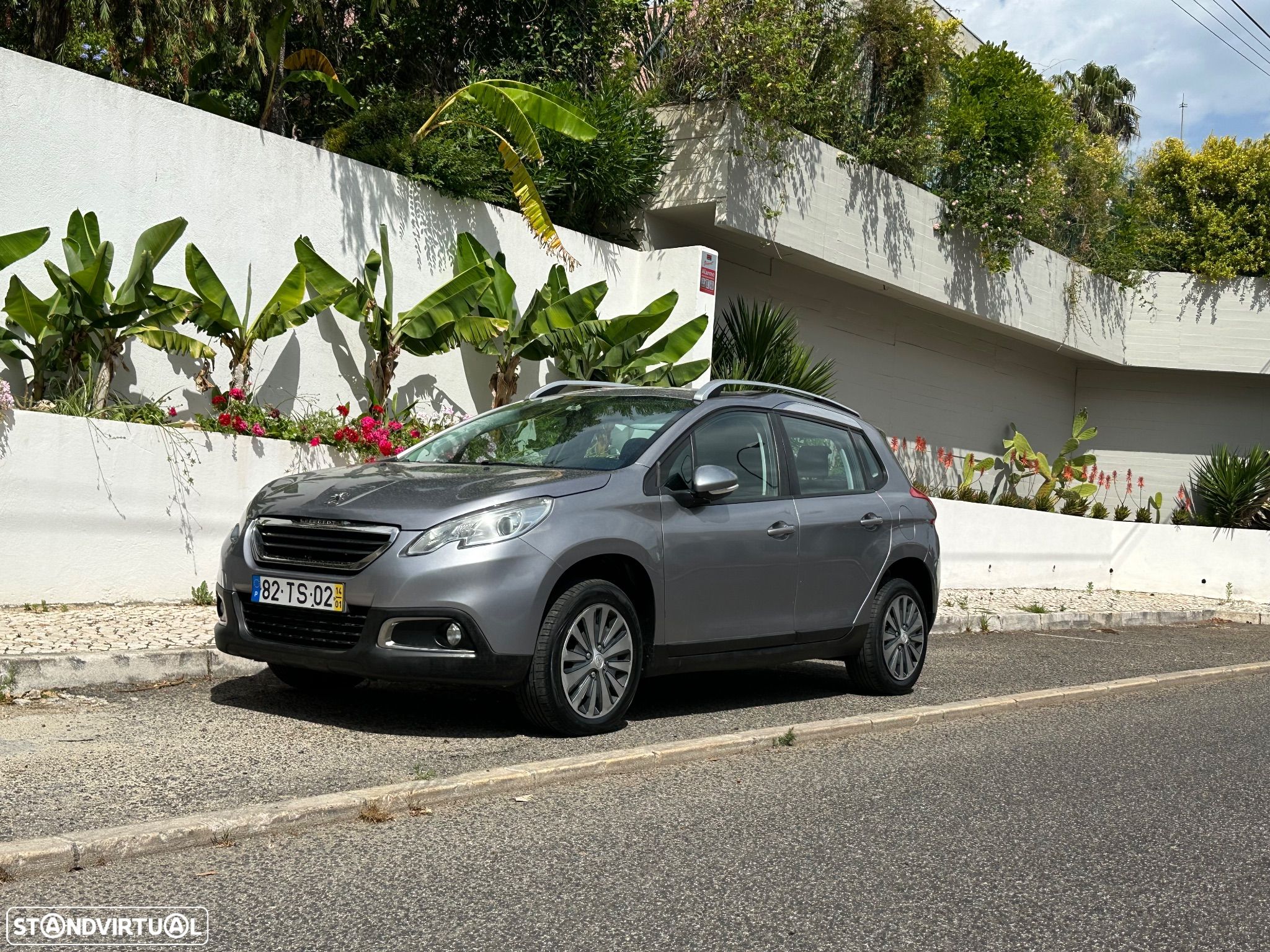 Peugeot 2008 - 1