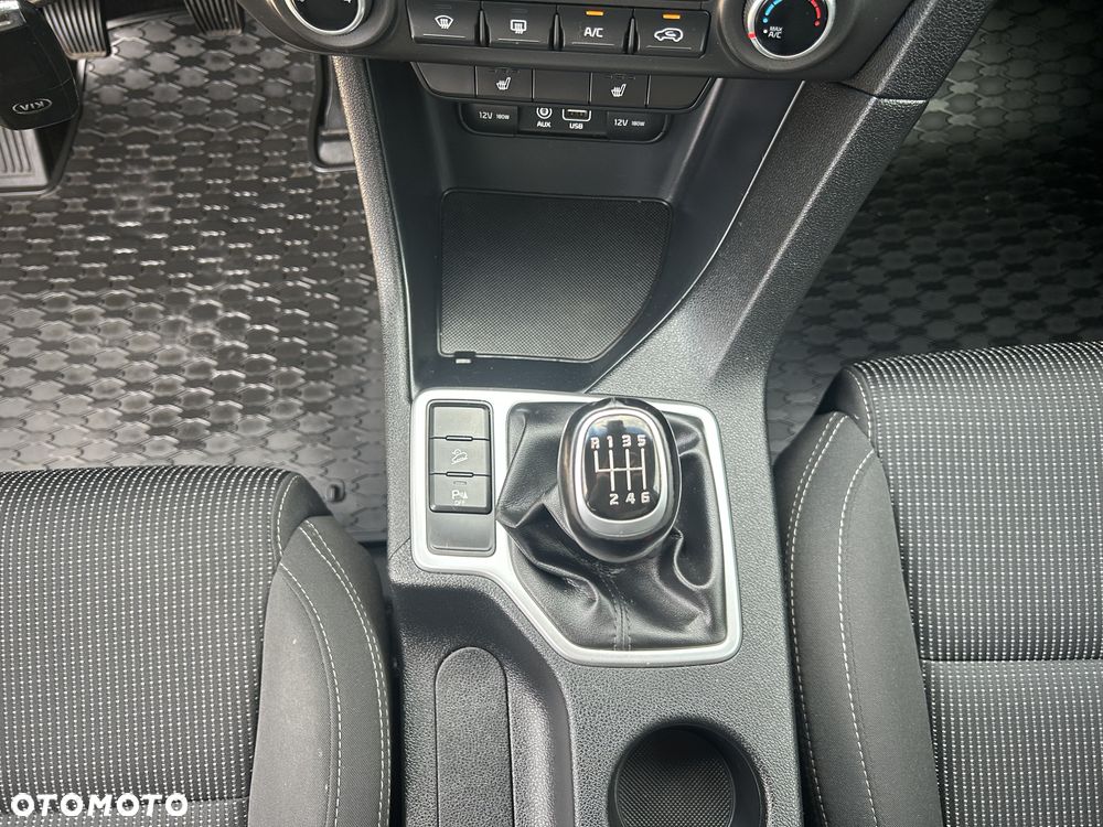 Kia Sportage 1.6 GDI 2WD SPIRIT - 18