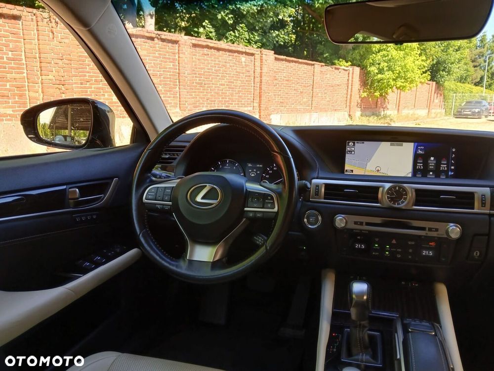 Lexus GS - 5
