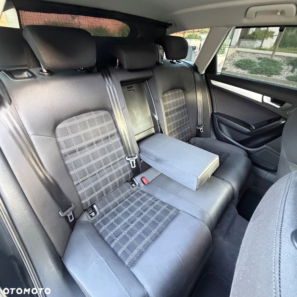 Audi A4 Avant 2.0 TDI DPF Ambiente - 15