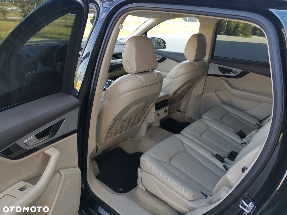 Audi Q7 3.0 TDI ultra Quattro Tiptronic - 10