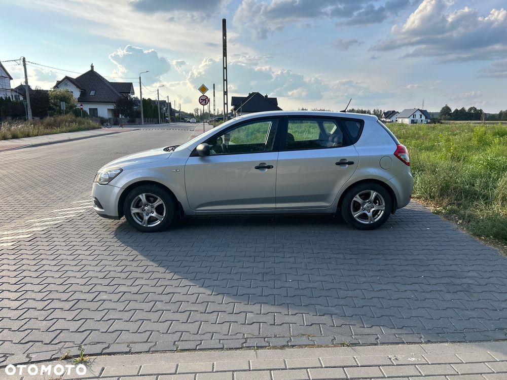 Kia Ceed Cee'd 1.4 Comfort - 5