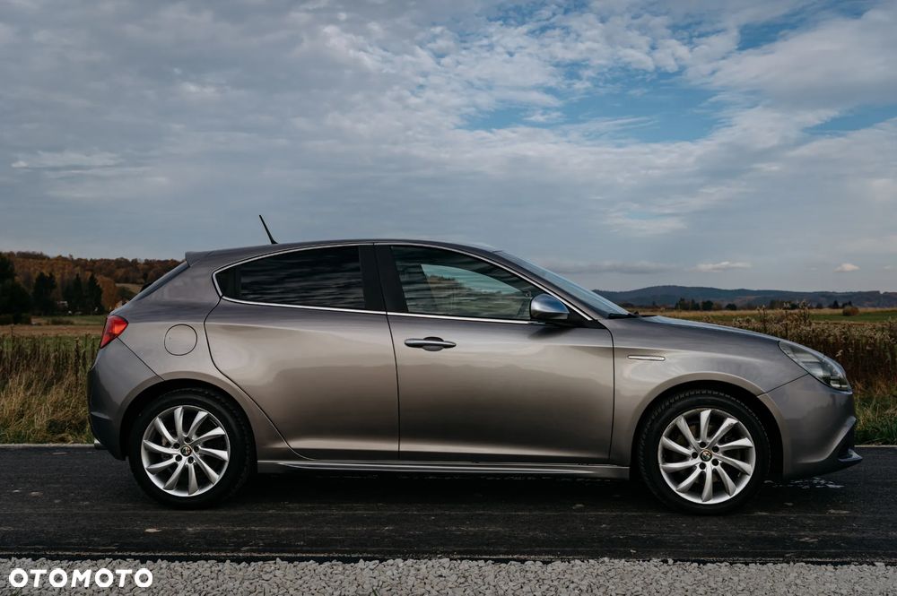 Alfa Romeo Giulietta - 11