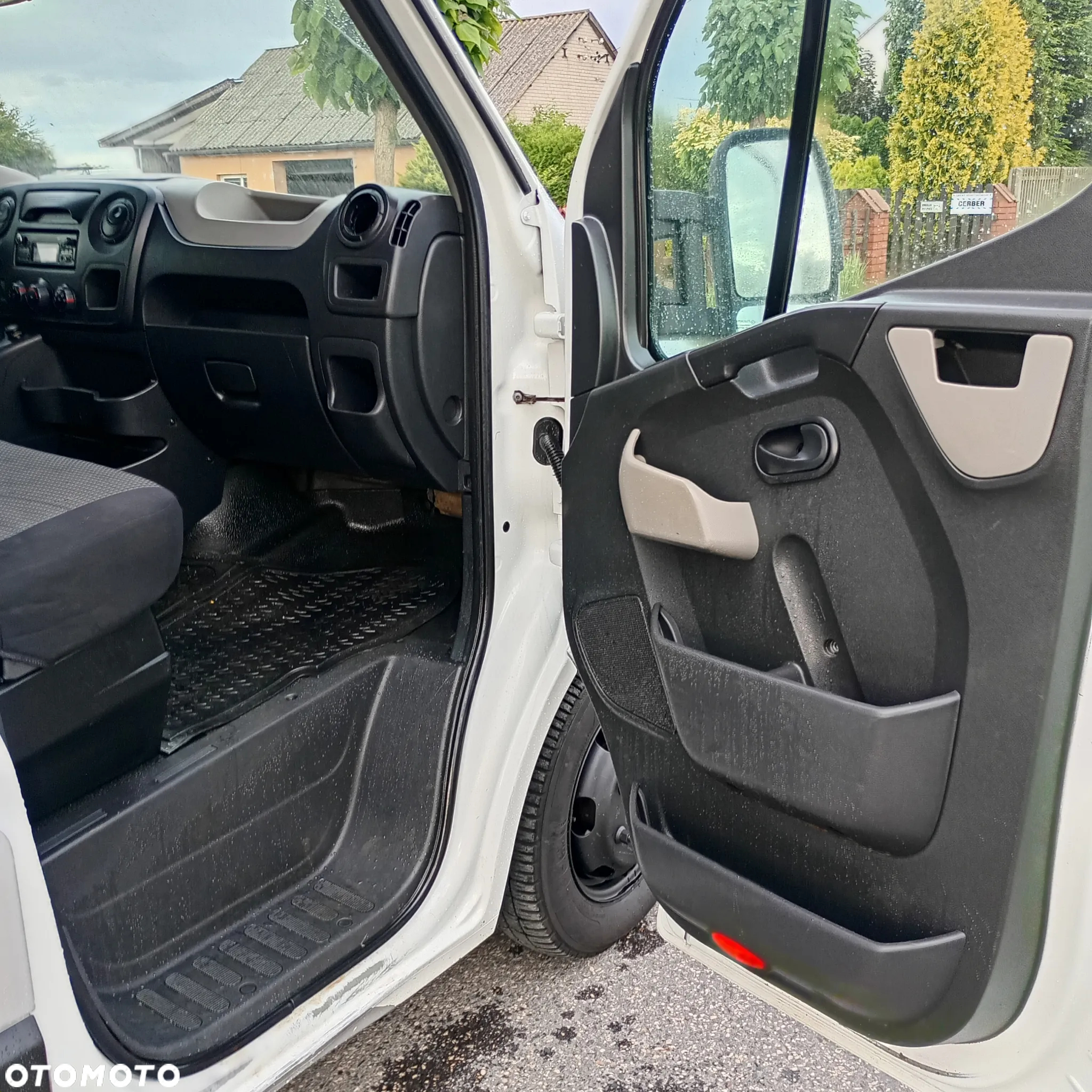 Renault Master - 25