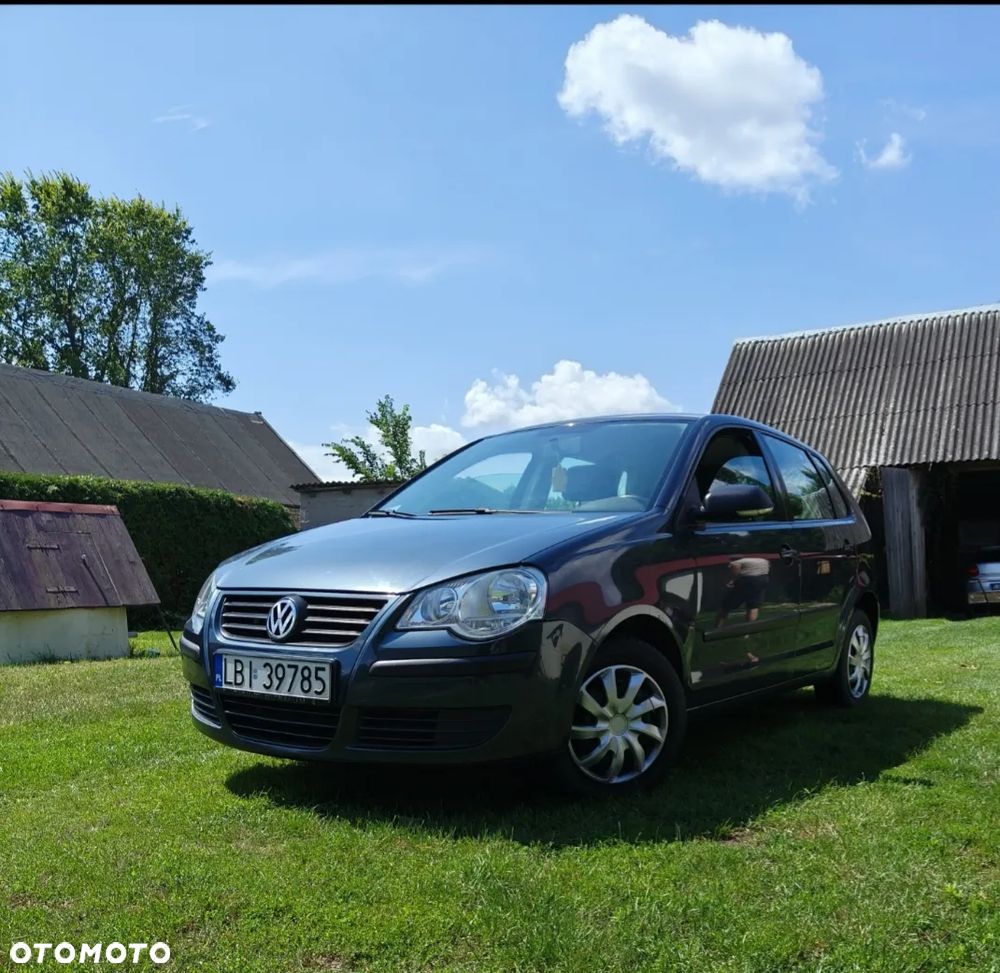 Volkswagen Polo 1.4 16V Comfortline - 1